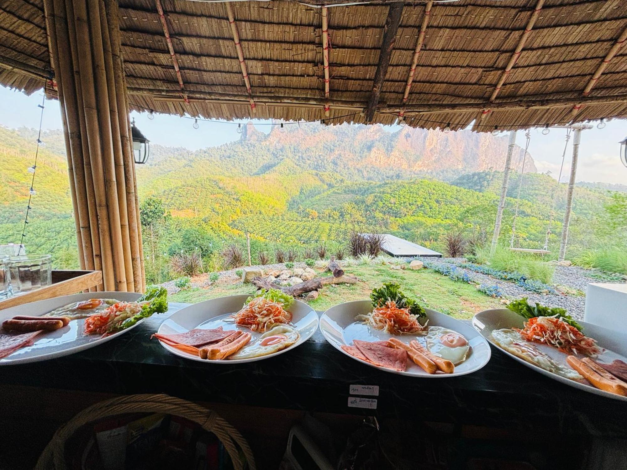 Camping Phutajoy Khaosok แคมป์ปิ้งภูตาจ้อยเขาศก Ban Thung Lang Tham Exterior photo